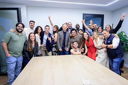 Abast celebrates its fourth anniversary with a private networking event