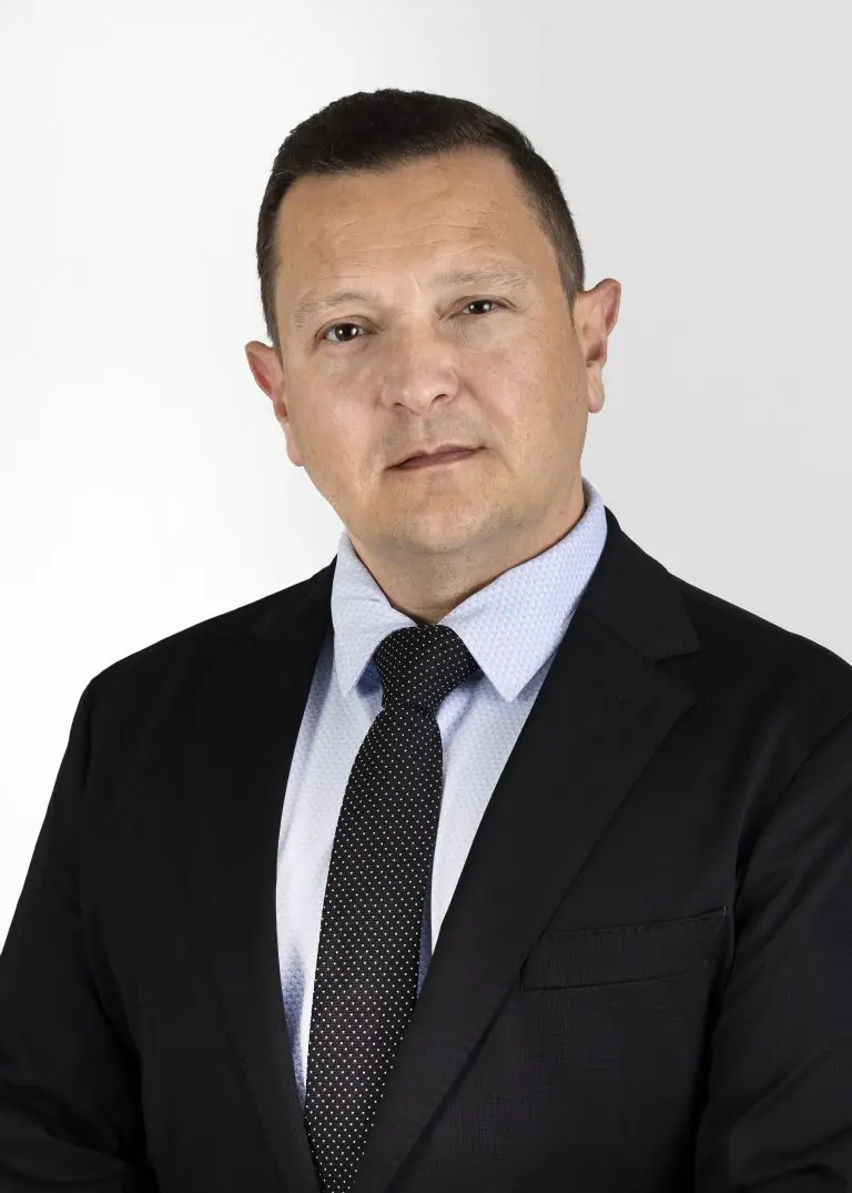 Alejandro González